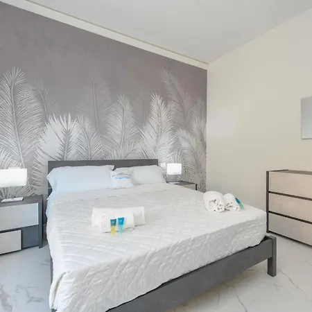 Mgh My Desenzano Center Apartamento *